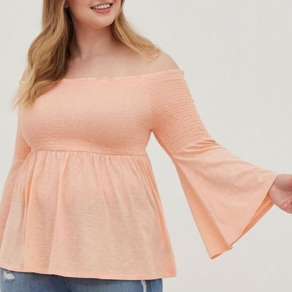 Torrid Babydoll Knit Smocked Off Shoulder Blouse Flare Sleeve Peach 2X - Picture 1 of 3